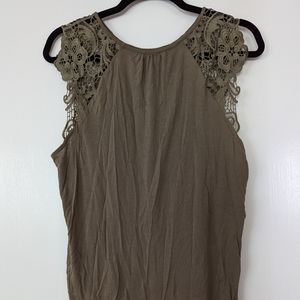 Lace cap sleeve shirt